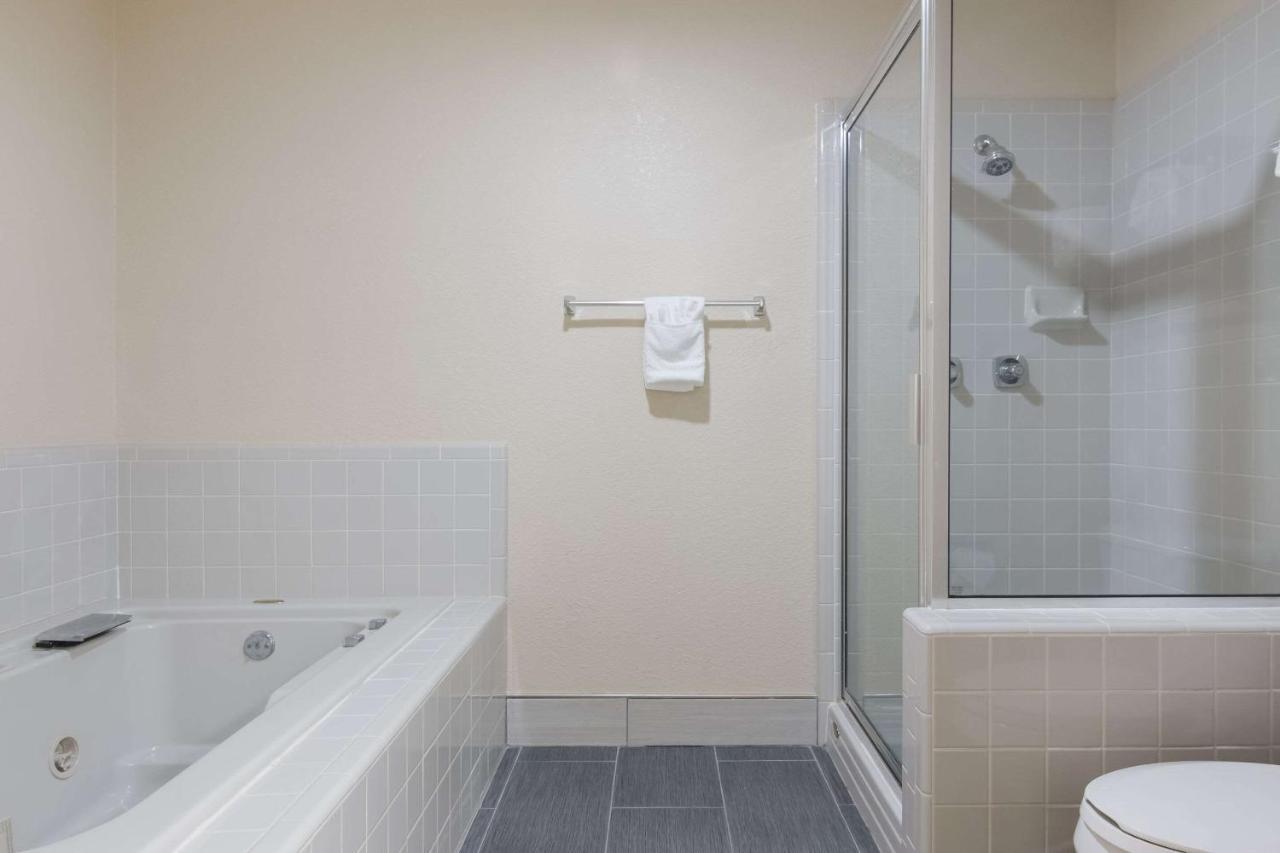 Quality Inn Magnolia Eksteriør billede